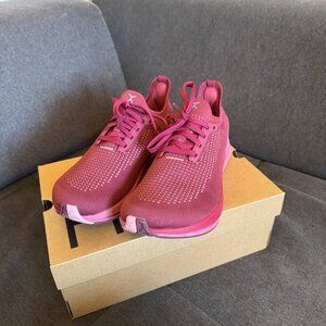 Flux Footwear Adapt Runner - Women's Size 8